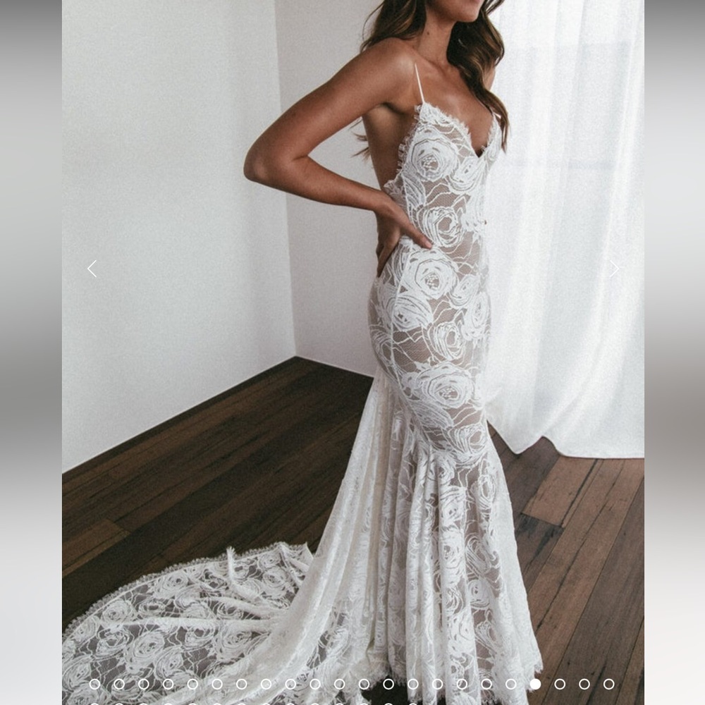 Grace Loves Lace NIB Wedding Dress never worn or taken out of box. CLO D…